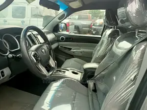 Toyota Tacoma 2014 Gray
