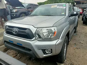 Toyota Tacoma 2014 Gray