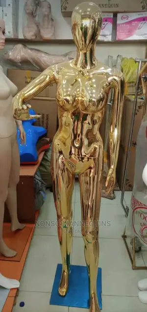 Size 10 Gold Chrome Faceless Mannequin
