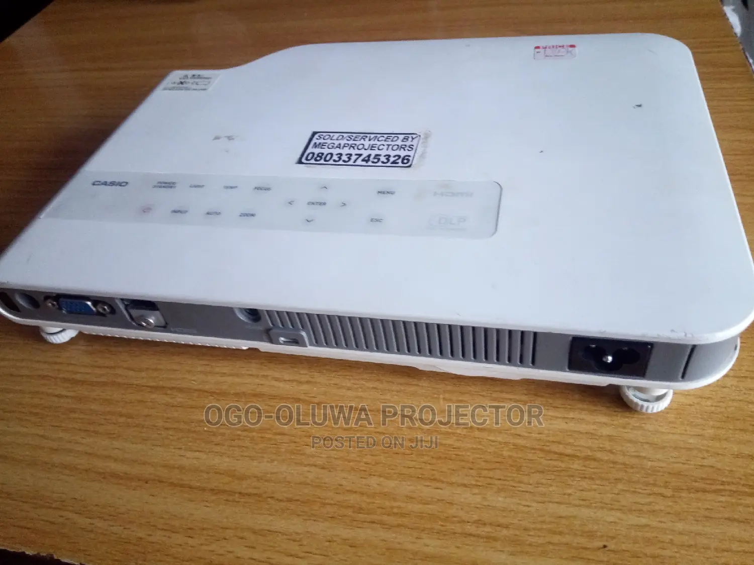 Casio Ultra-Slim Sharp Projector