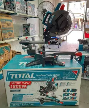 Total Mitre Saw Radial 1.800W / 255mm (Ts42182551)