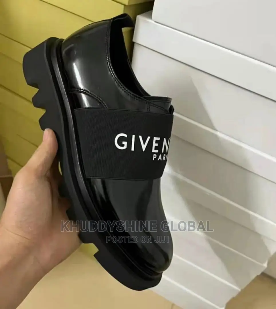 Givenchy Paris Sneakers