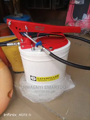 Carterpillar Grease Pump