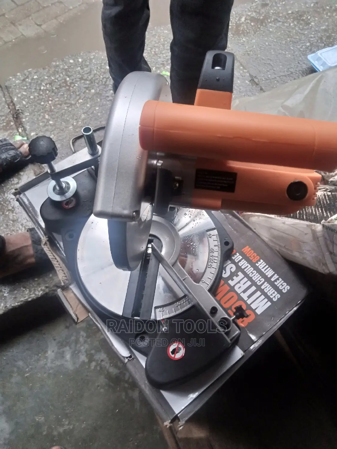 Schultz Mitre SAW 850W