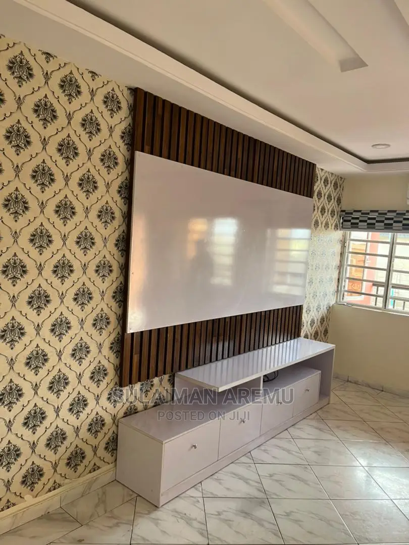 Standard Wallconsole