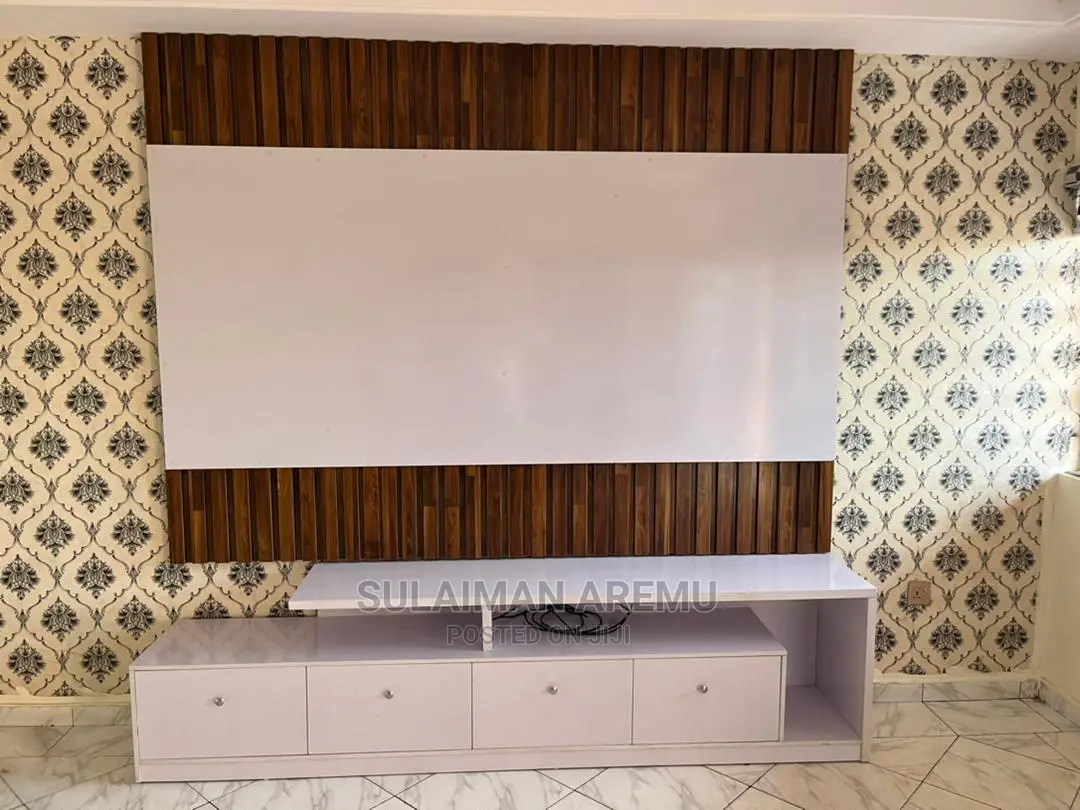 Standard Wallconsole