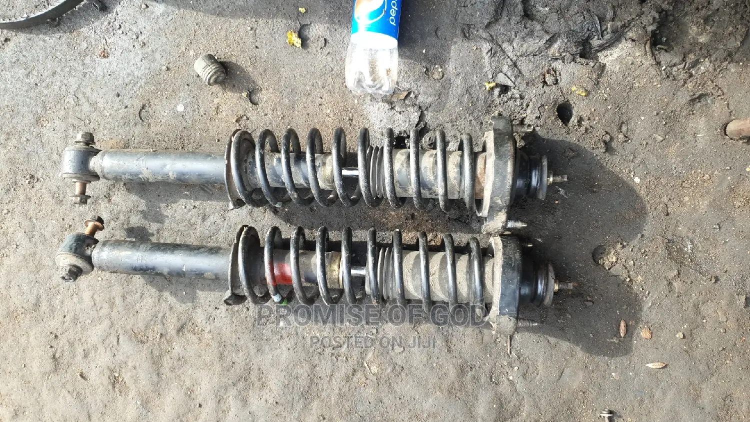 Volvo S40 Back Shock