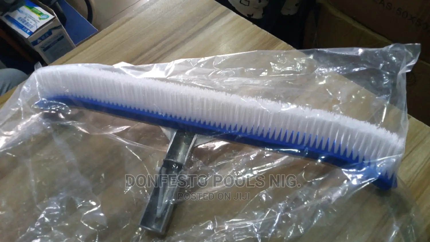 Pool Brush
