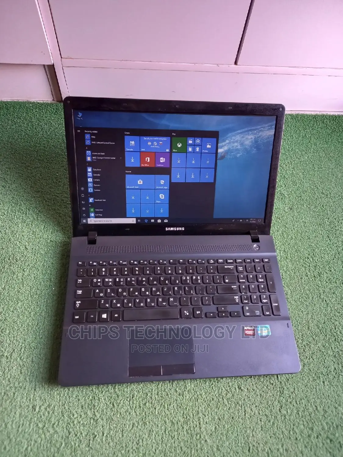 Laptop Samsung XE303C12 8GB Intel Core I5 HDD 1T