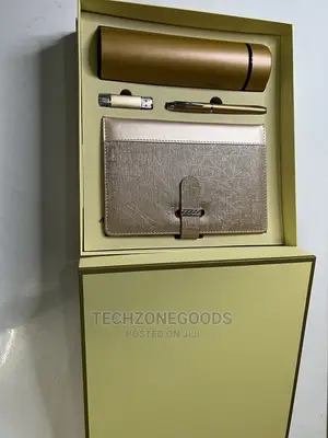 4pcs Luxury Corporate Gift Set- Gold