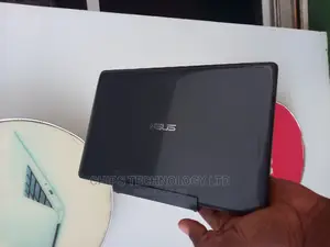 Laptop Asus Eee Pad Transformer TF101G 2GB Intel Atom SSD 32GB