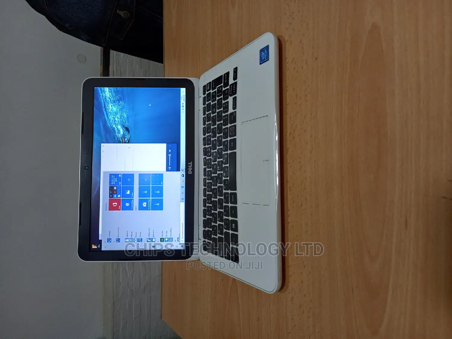 Laptop Dell Inspiron 11 3000 4GB Intel Celeron SSD 60GB