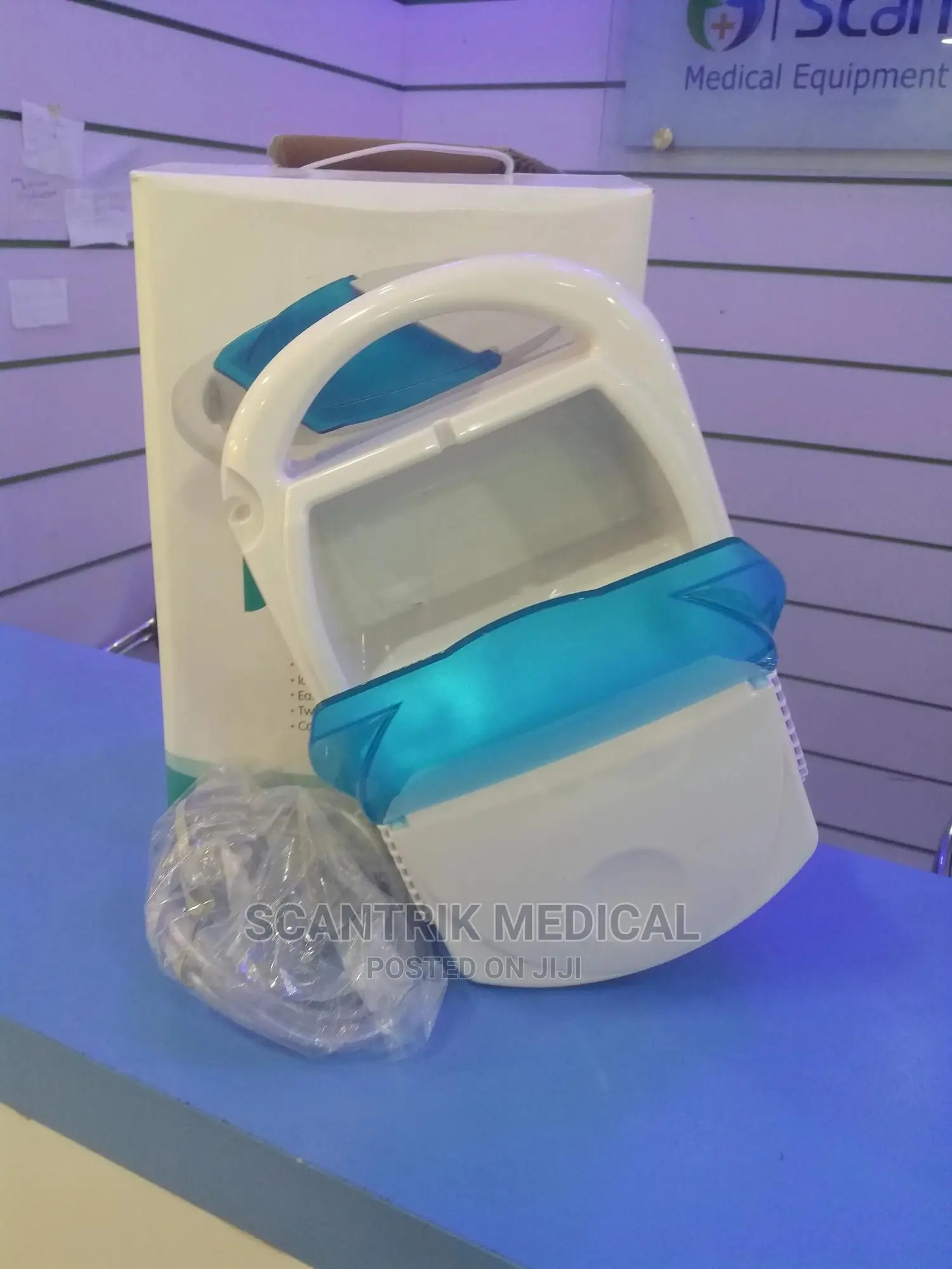 Plastic Lightweight Compressor Nebulizer Machine
