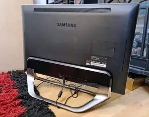 Desktop Computer Samsung AiO 24 4GB Intel HDD 640GB