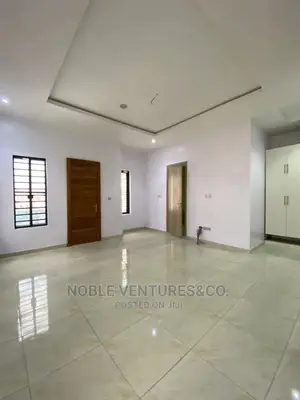 Noble Tiler Professional Team