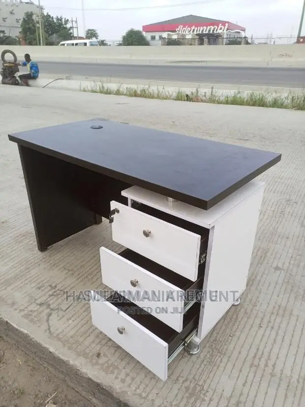 Mini Executive Table