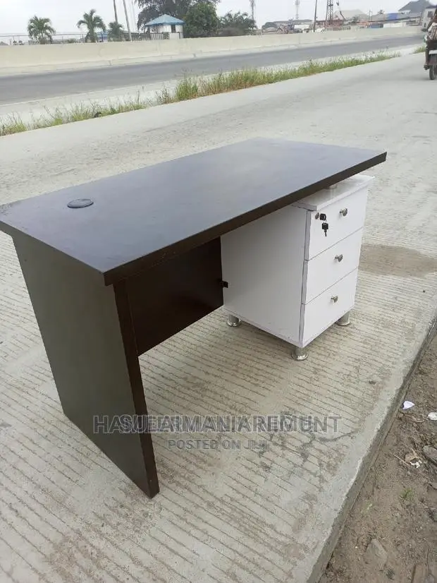Mini Executive Table