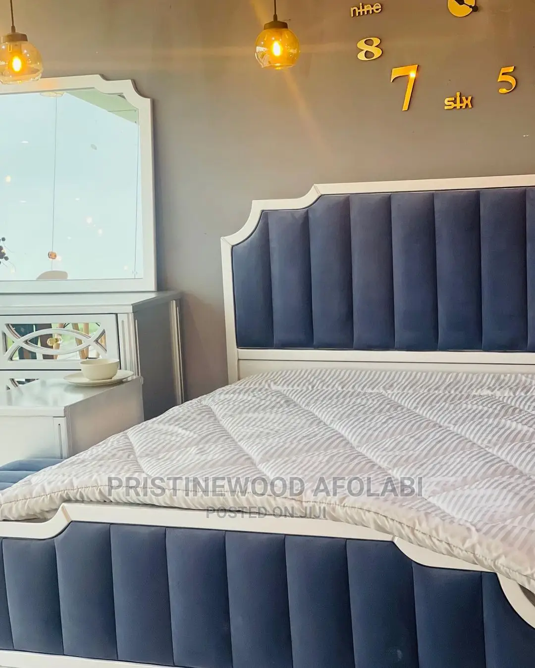 Bedframe Pristine Wood