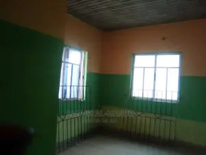 Photo - 2bdrm Block of Flats in Ref.Prof.Fatokun, Ido for rent