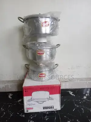 3 Toshiba Pot Set