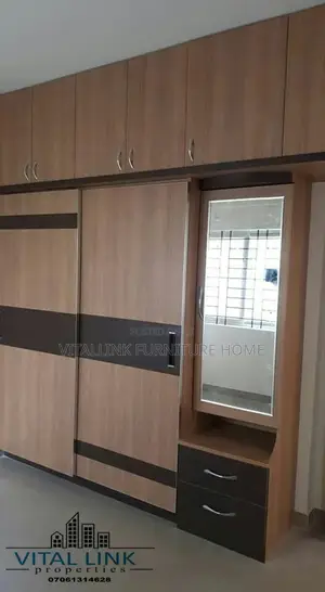 Tastefully Finished Wardrobe for Your Homes