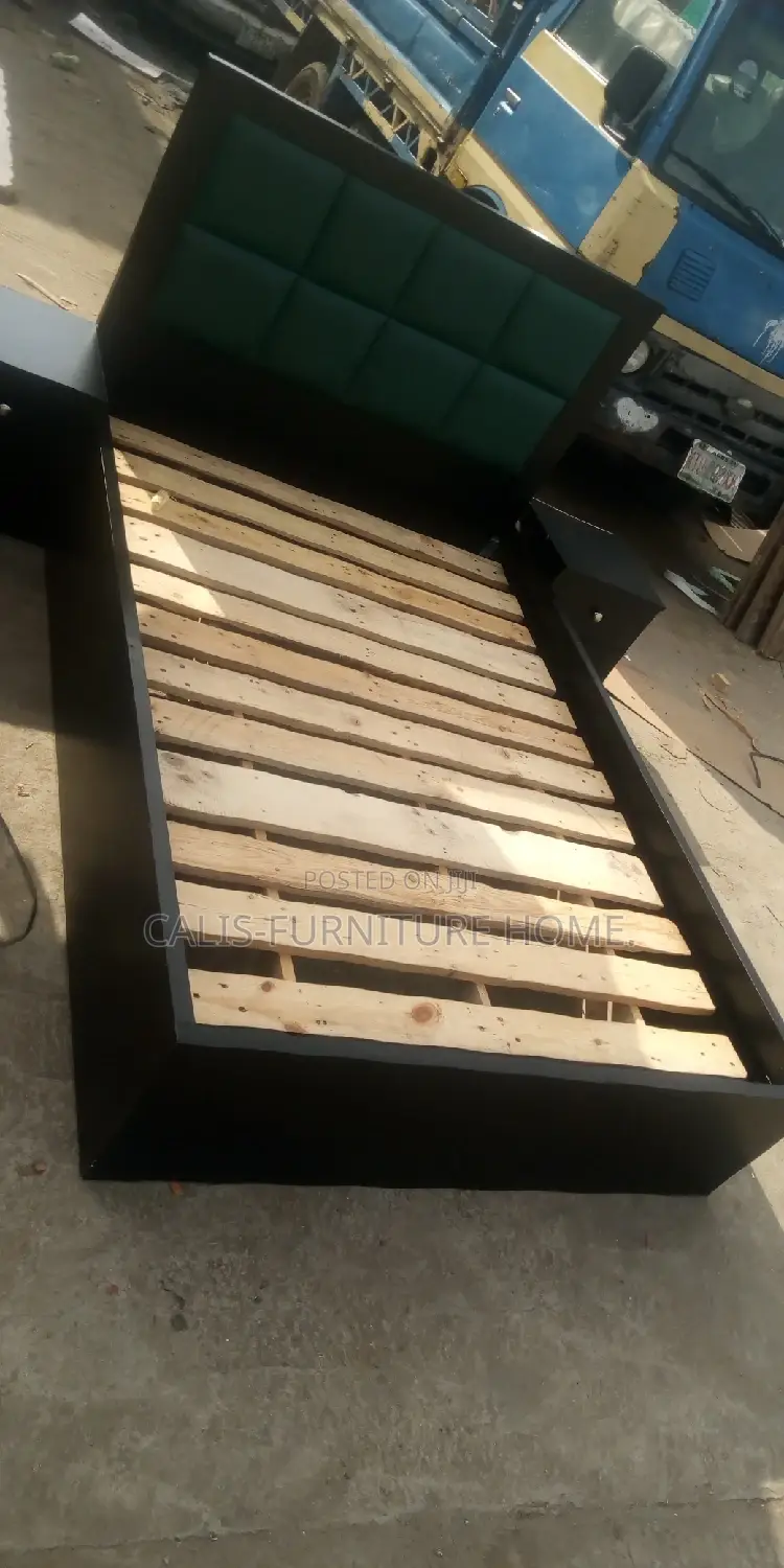 6ft X 4.5ft Bedframe