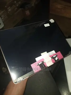 Macbook 2018-2020 Original Brand New Screen.