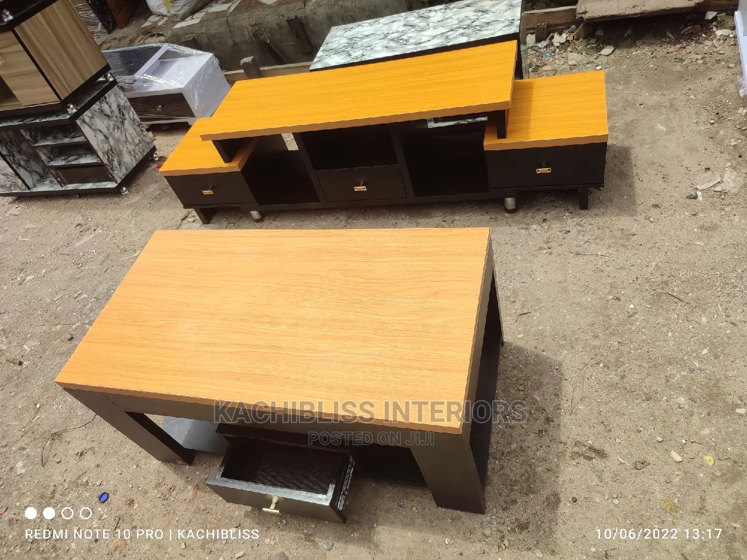 Exclusive TV Stand Centre Table