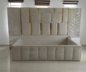 Bedframe Padded