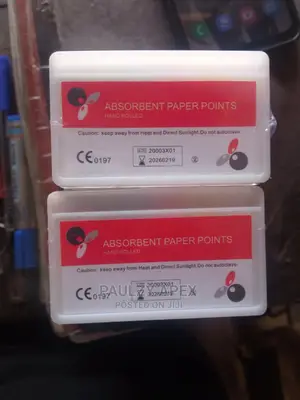 Absorbent Paper Point (PP)