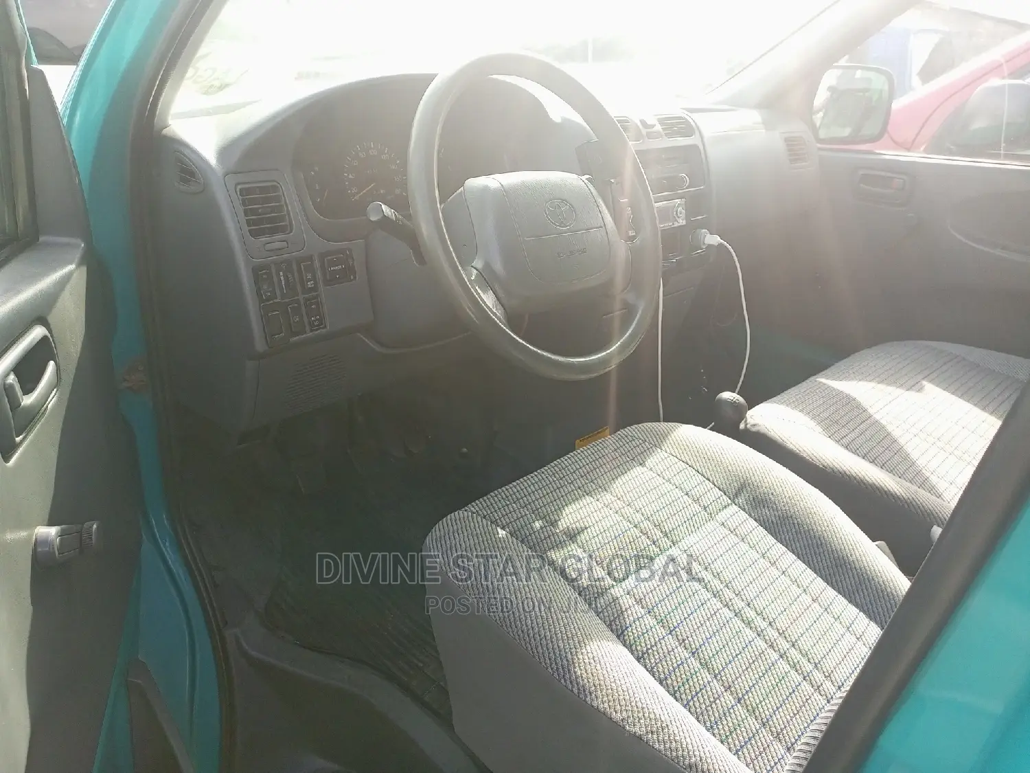 Toyota HiAce 2004 Green