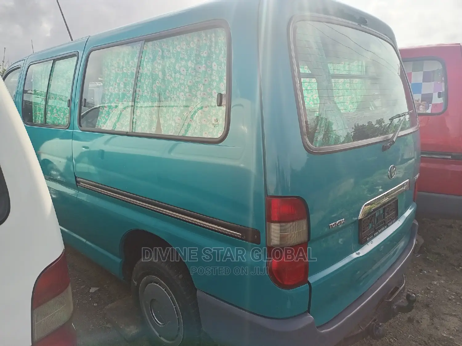 Toyota HiAce 2004 Green