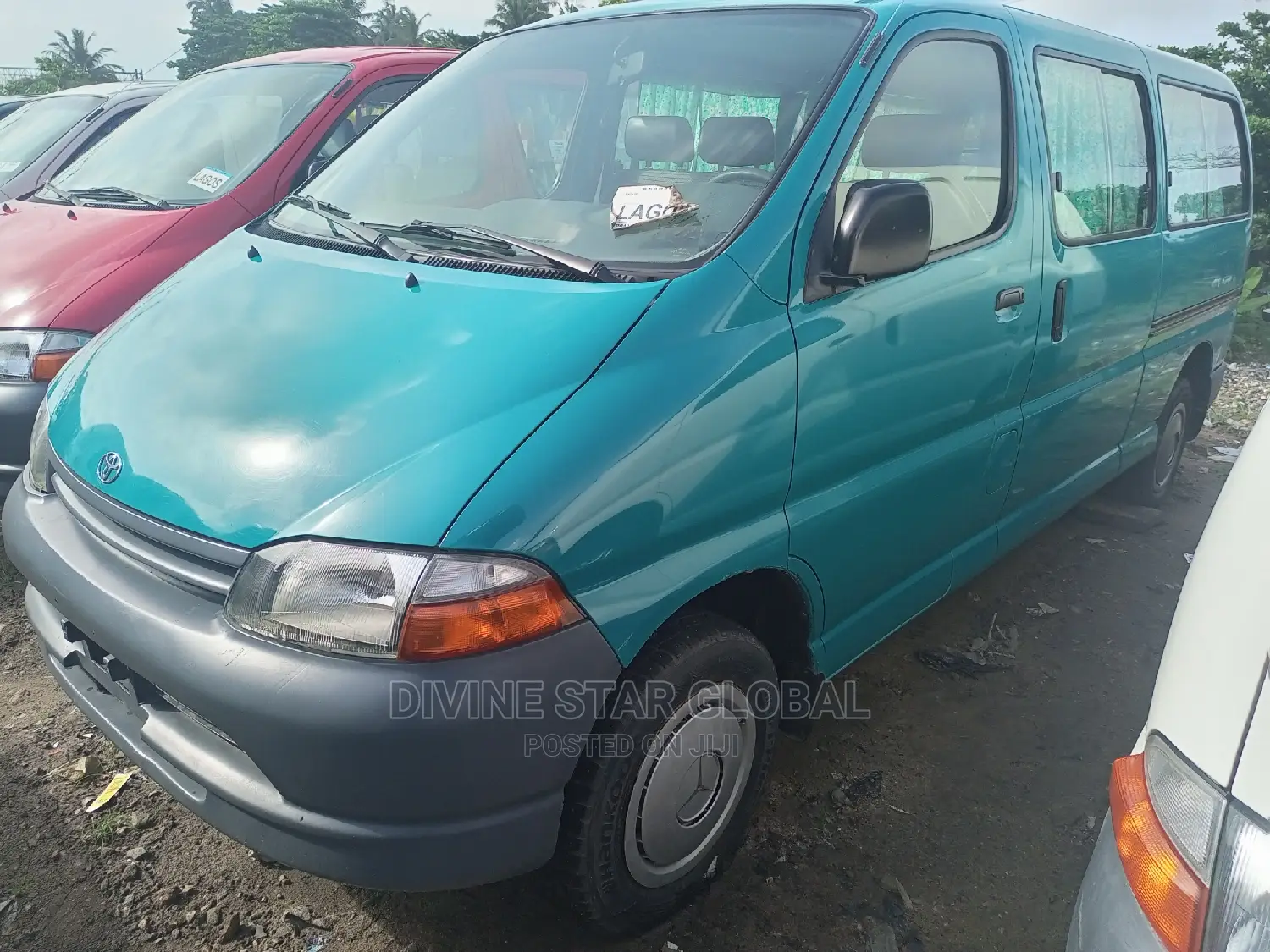 Toyota HiAce 2004 Green