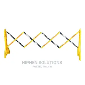 Space Saving Retractable Plastic Fence