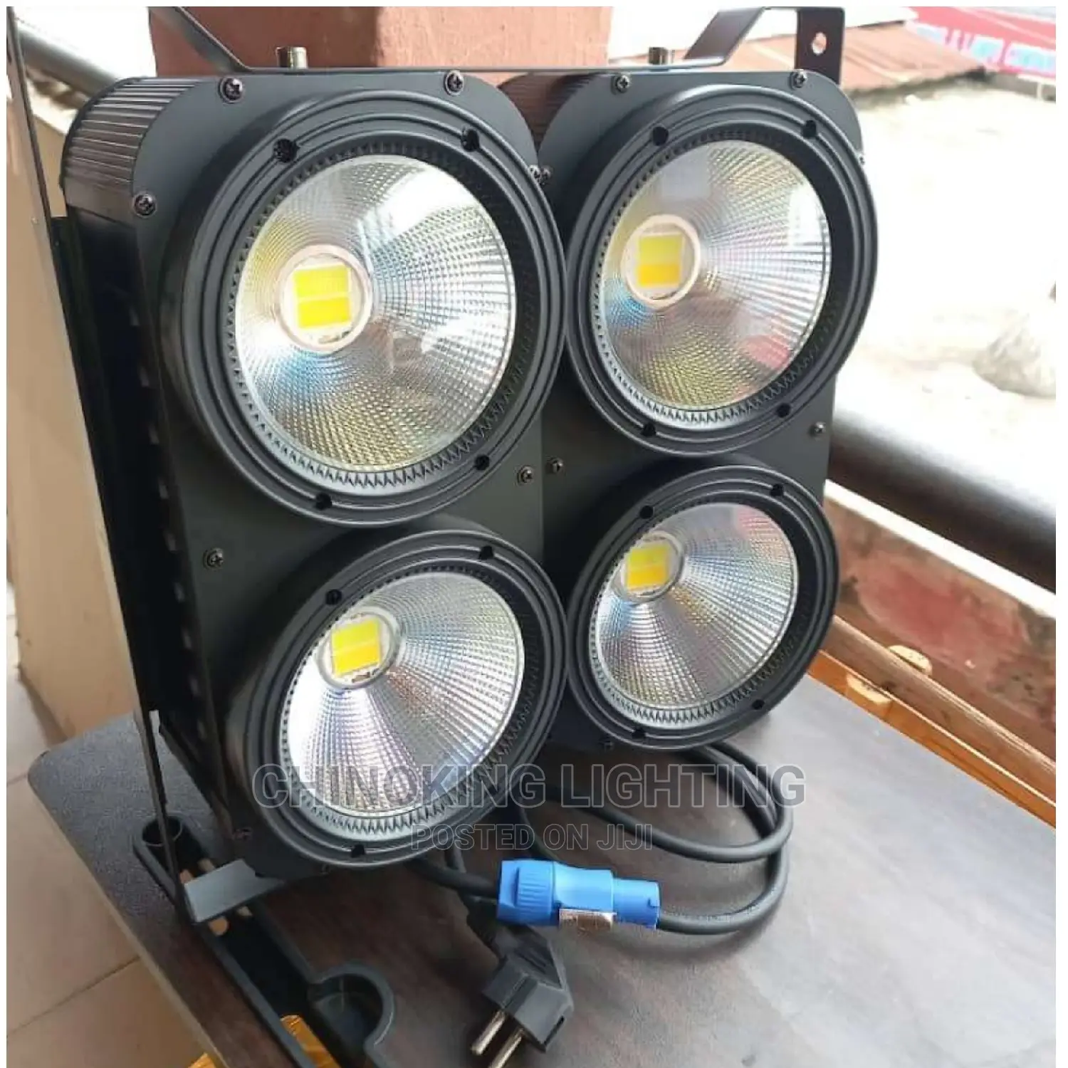 400w Cob Blinder Audience Light