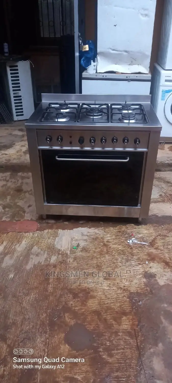Kenwood Heavy-Duty Cooker