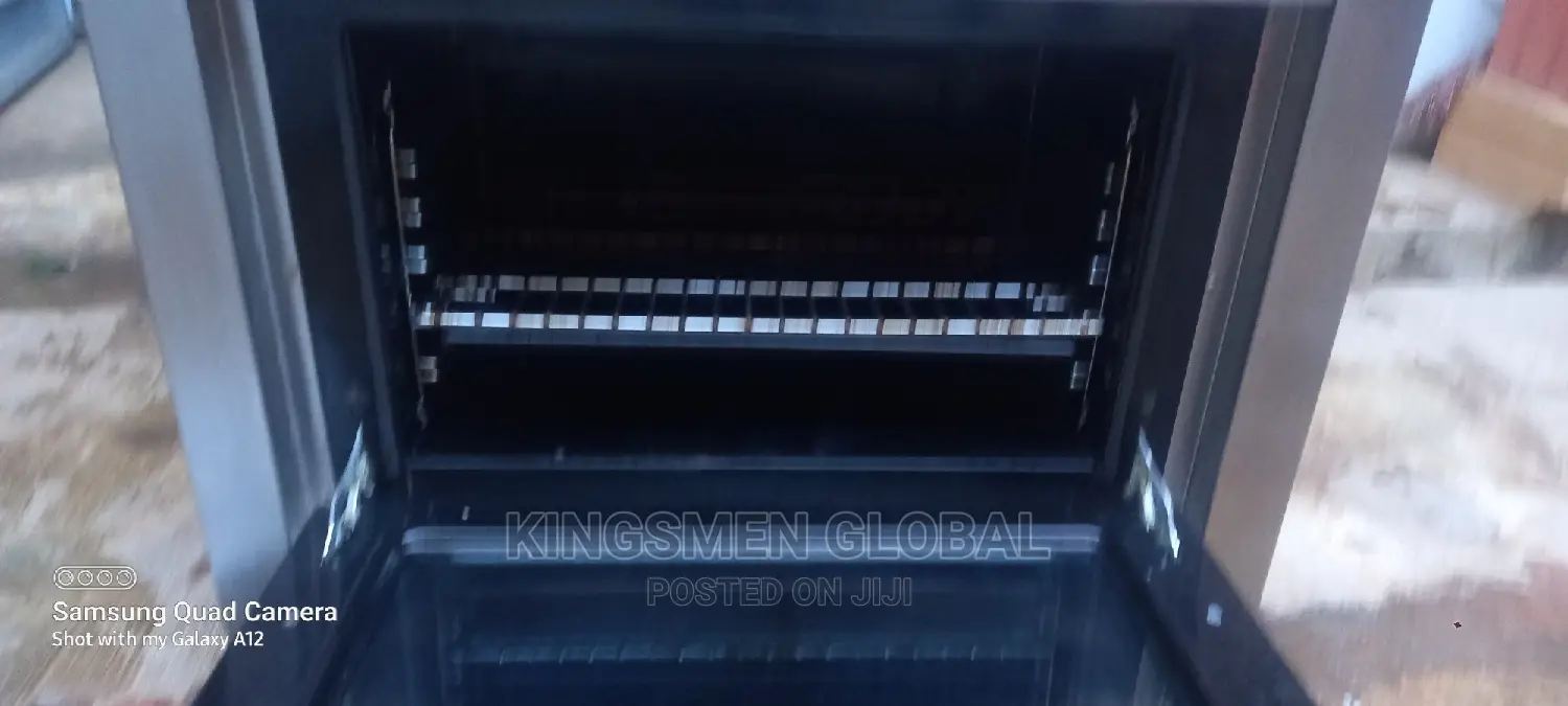 Kenwood Heavy-Duty Cooker