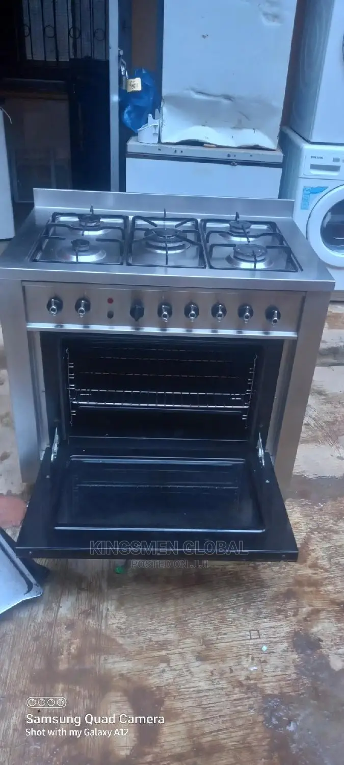 Kenwood Heavy-Duty Cooker