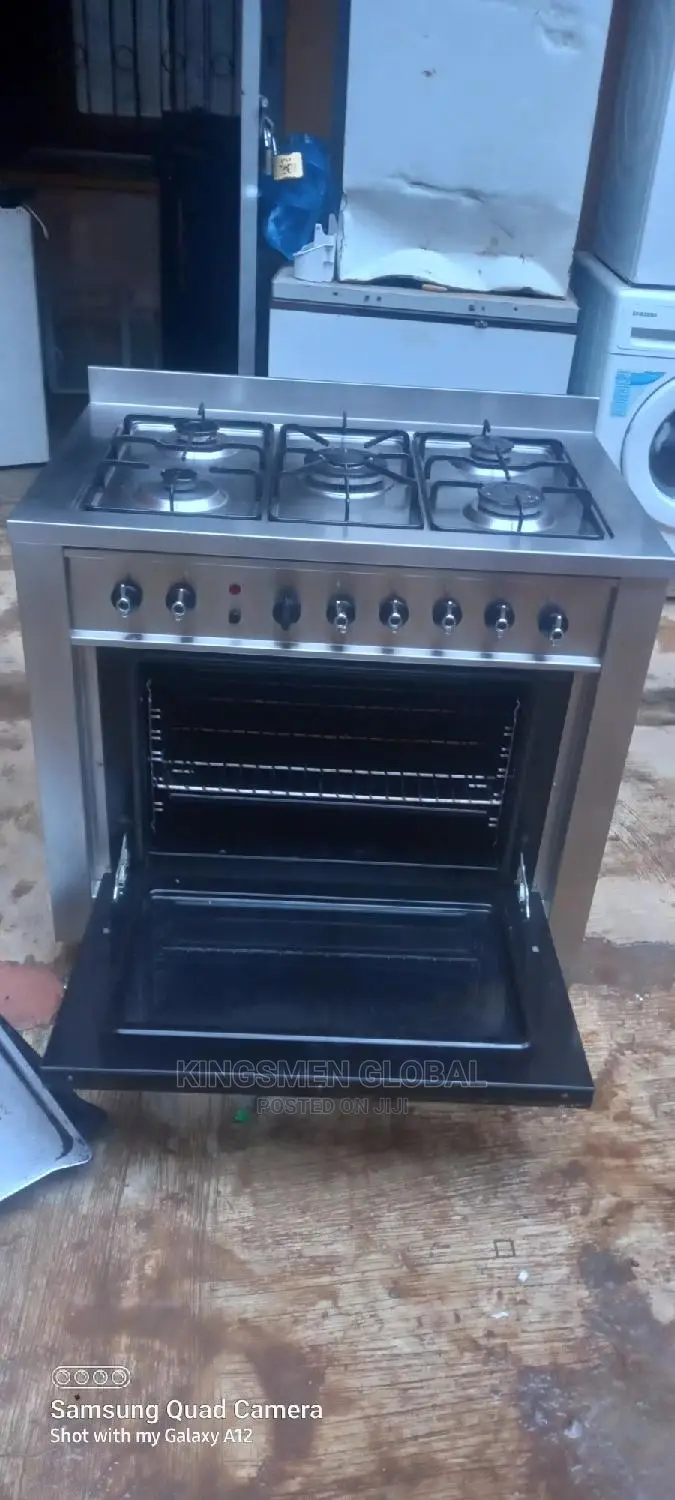 Kenwood Heavy-Duty Cooker