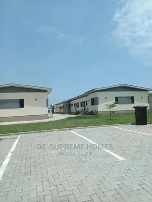 3bdrm Bungalow in Beechwood Park, Lakowe for rent