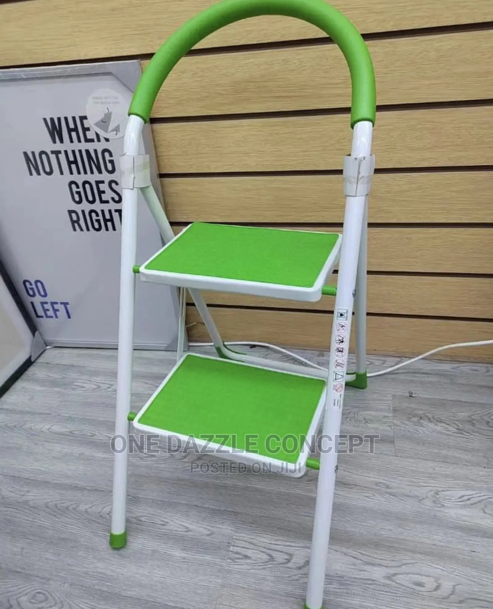 Foldable 2 Layers Ladder