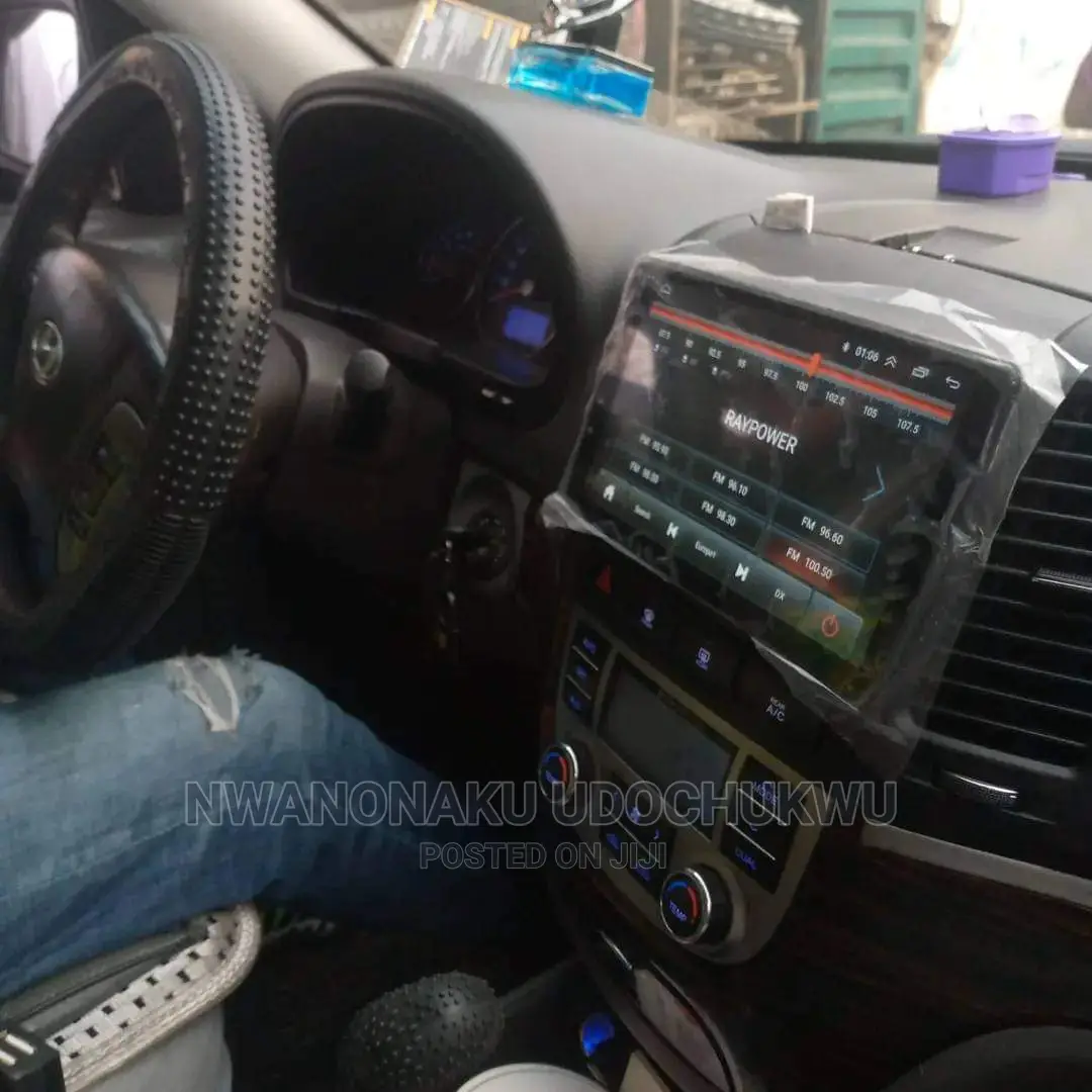 2007-2012 Hyundai Santa Fe Installed Car Android