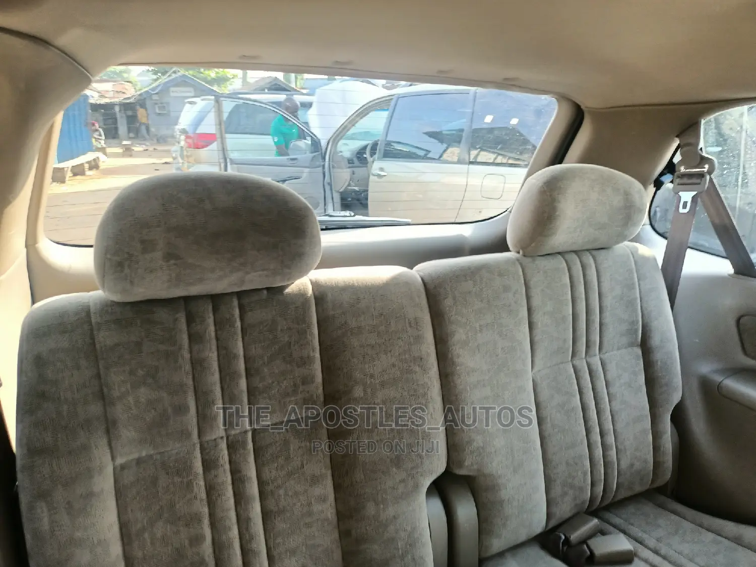 Toyota Sienna 2002 Silver