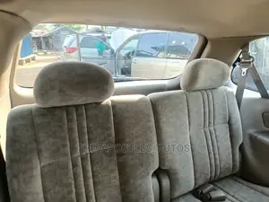 Toyota Sienna 2002 Silver
