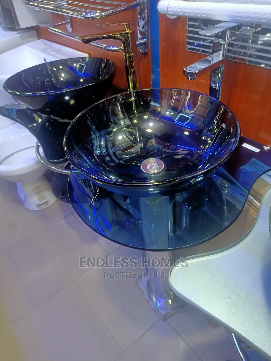 Glass Dinning Basin