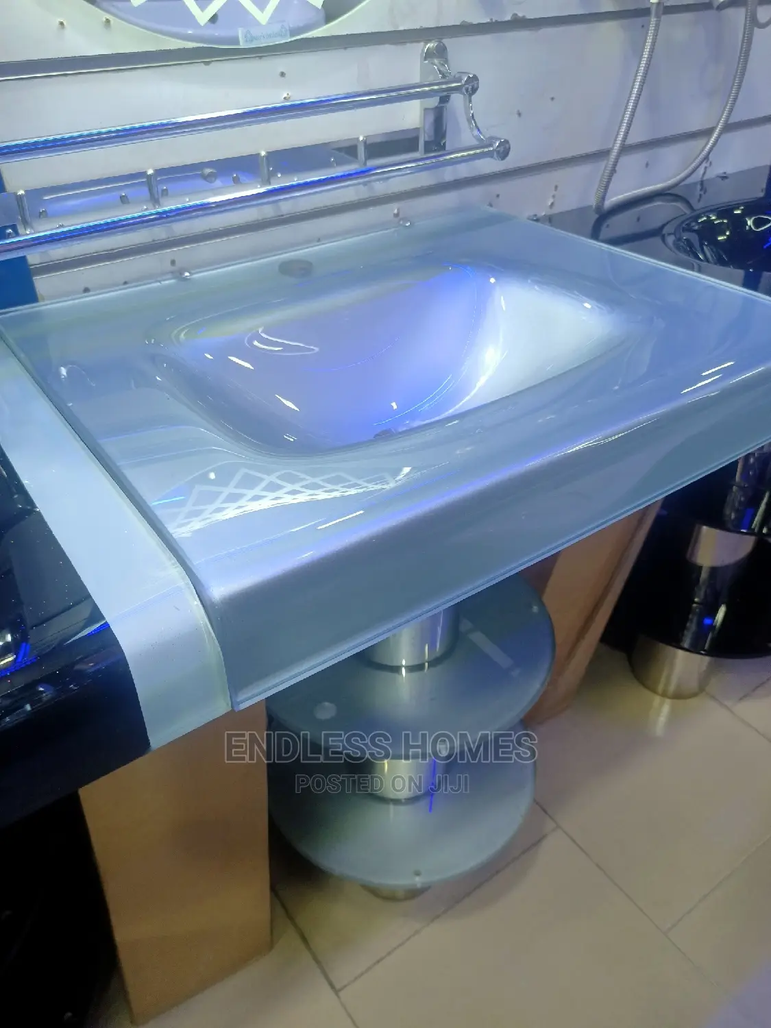 Glass Dinning Basin
