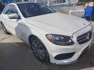 Mercedes-Benz C300 2017 White
