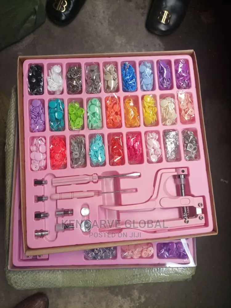 Button Machine