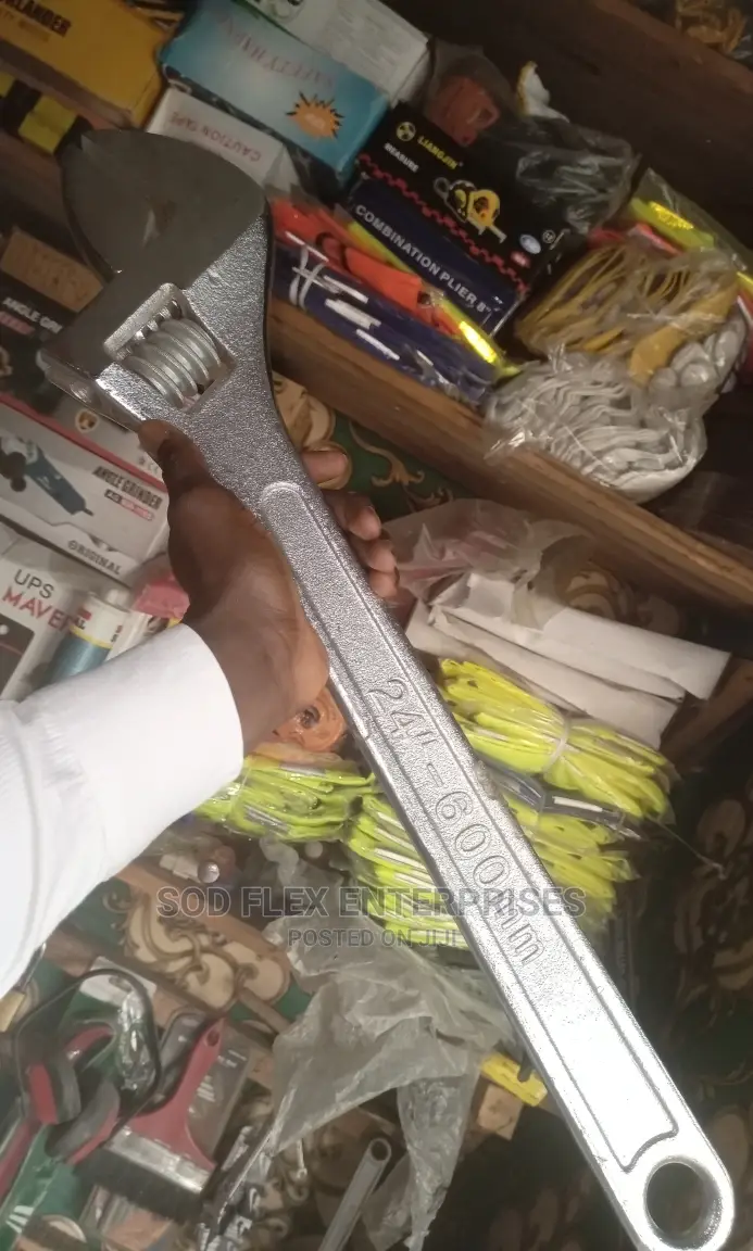 12" Adjustable Spanner