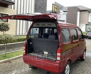 Suzuki Every 2008 Red